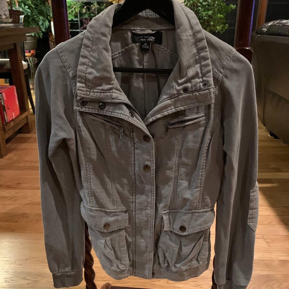 Coffee Shop New York Light Grey Jacket - Size XS